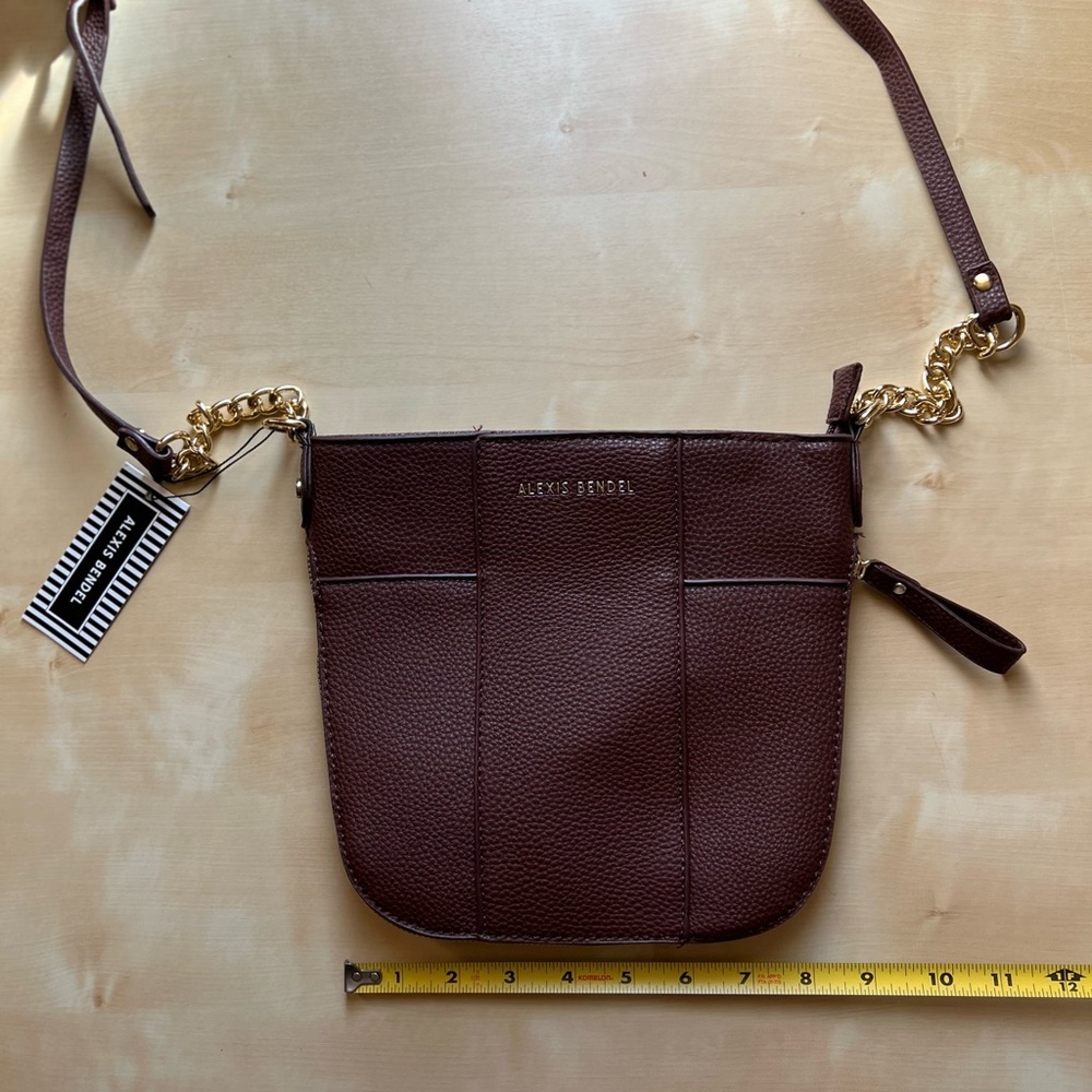 Alexis Bendel Dark Brown Expandable Crossbody Bag with Gold Chains New - Picture 10 of 11
